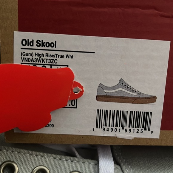 Vans WMNS Old Skool
(Gum) High Rise/True Wht
VN0A3WKT3ZC Sneakers - Picture 16 of 16